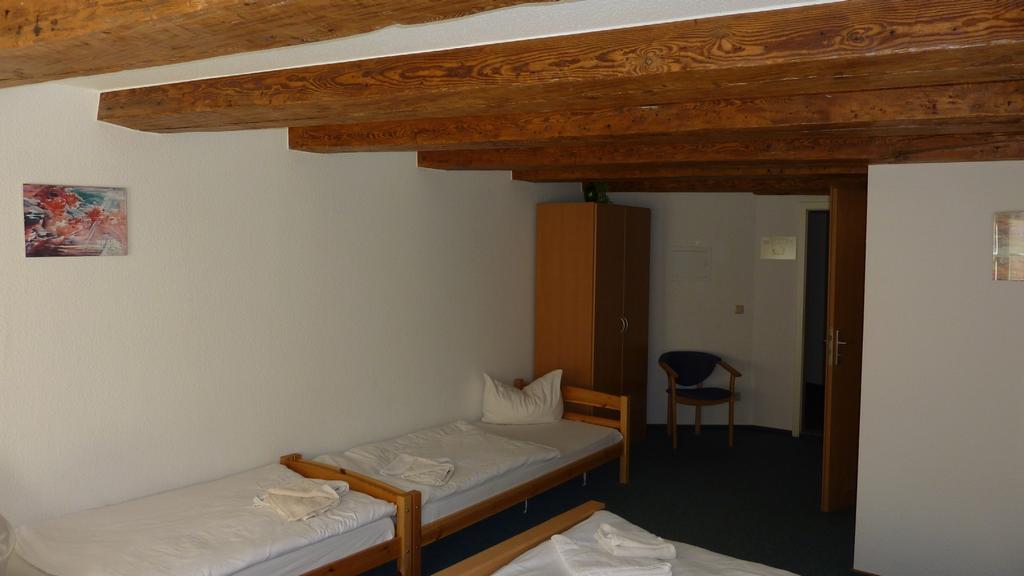 Altstadt Pension Hafenblick 슈트랄준트 객실 사진